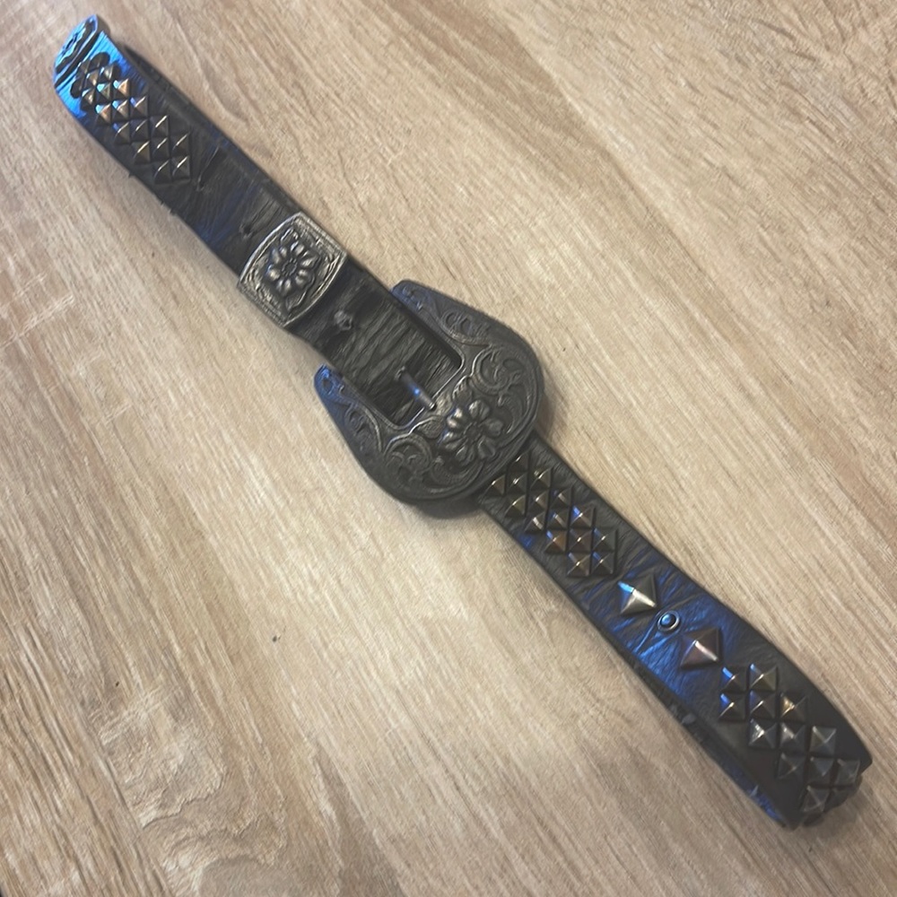 🦩3/$15 Vintage embellished western belt